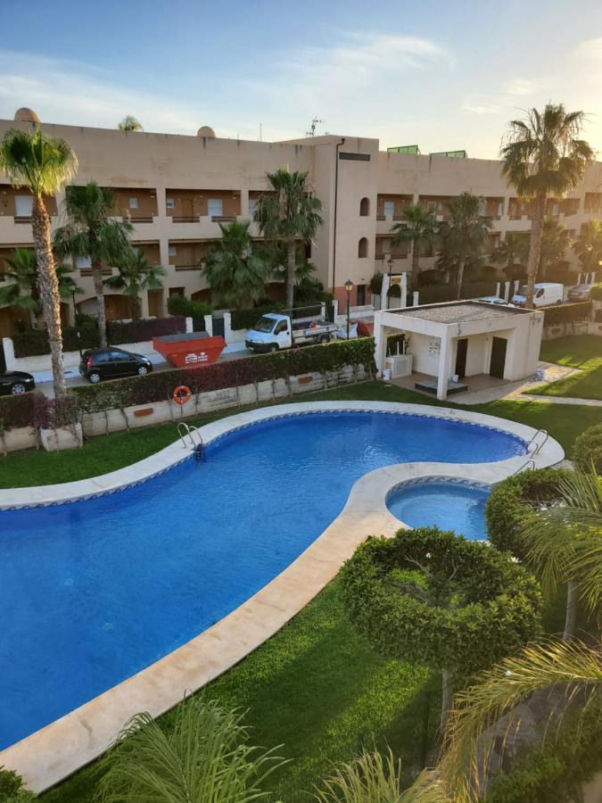 ¡Apartamento En Primera Linea Con Terraza Y Cerca De La Piscina Comunitaria! Вера Экстерьер фото